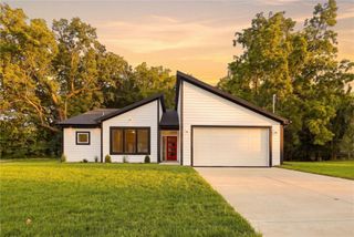 5705 Tauromee Avenue, Kansas City, KS 66102