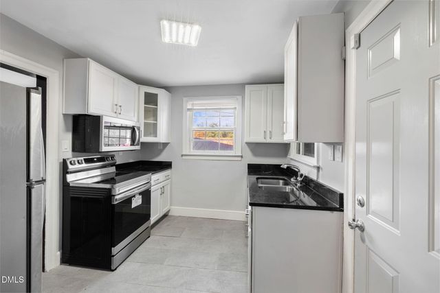 109 Lincoln Court, Raleigh, NC 27610