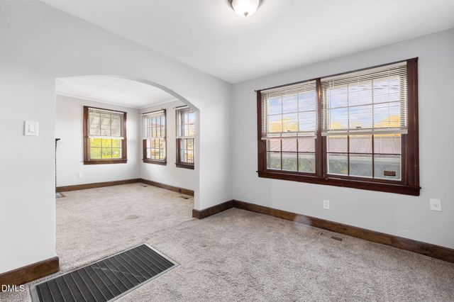 109 Lincoln Court, Raleigh, NC 27610