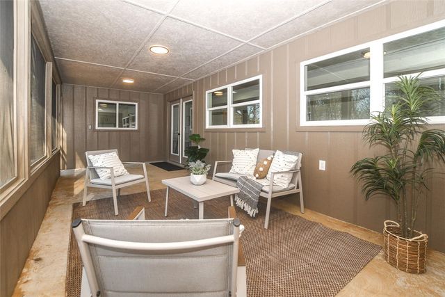 10113 Flint Ridge Drive, Kansas, OK 74347