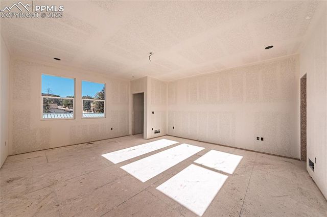 205 W Henrietta Avenue, Woodland Park, CO 80863