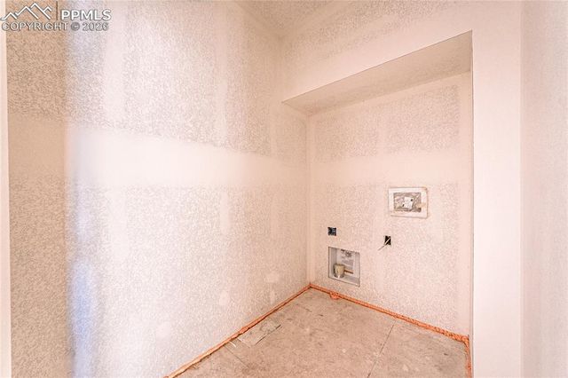 205 W Henrietta Avenue, Woodland Park, CO 80863