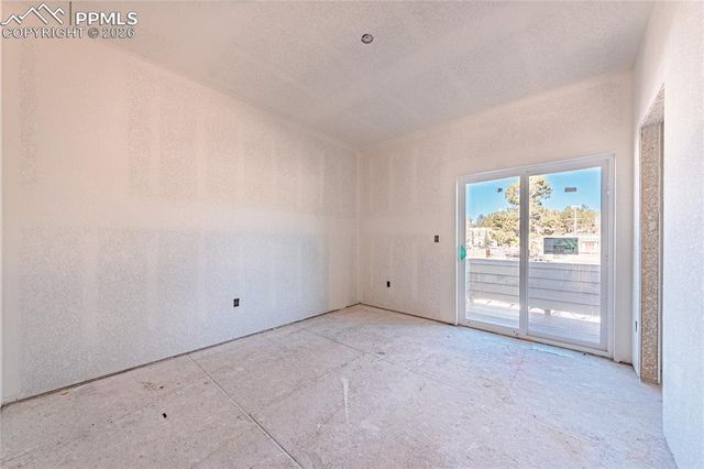 205 W Henrietta Avenue, Woodland Park, CO 80863