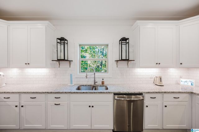 6801 IVY WAY, Trussville, AL 35173