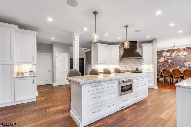 18 BAYVIEW TERRACE, Green Brook Twp., NJ 08812