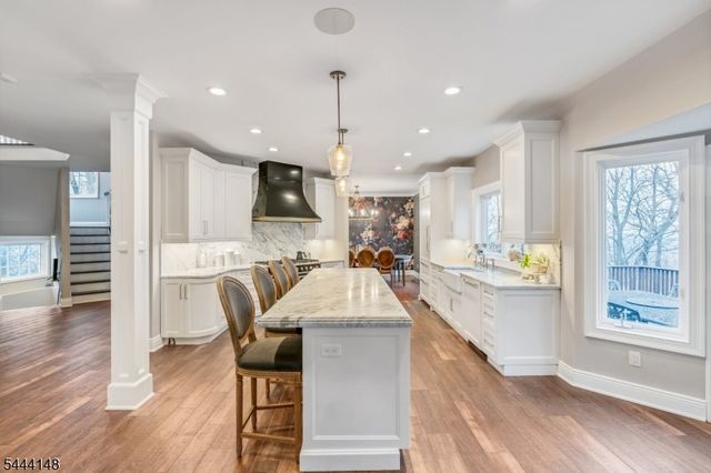 18 BAYVIEW TERRACE, Green Brook Twp., NJ 08812
