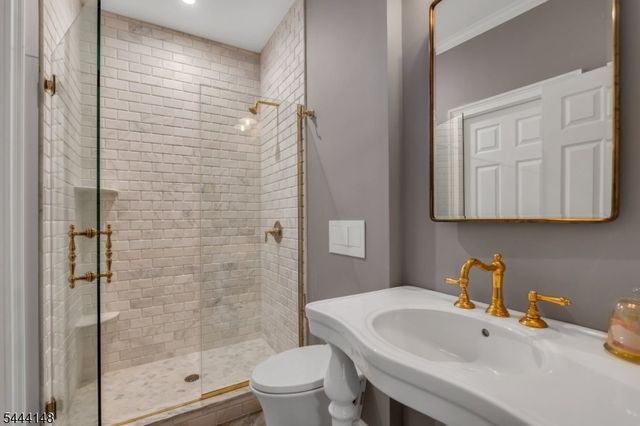 18 BAYVIEW TERRACE, Green Brook Twp., NJ 08812
