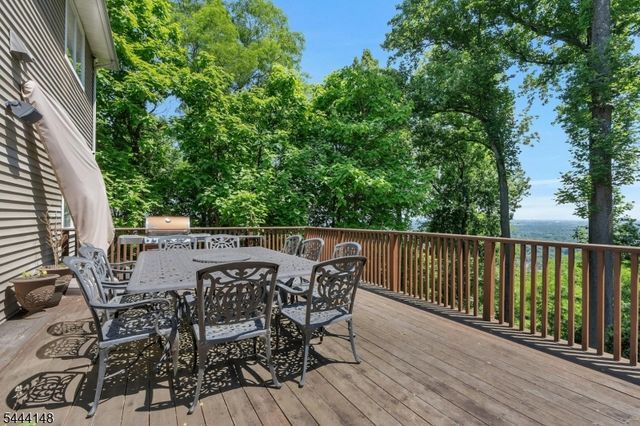 18 BAYVIEW TERRACE, Green Brook Twp., NJ 08812