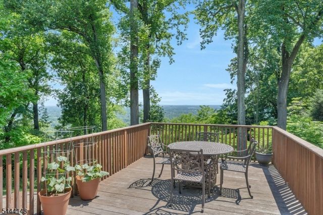 18 BAYVIEW TERRACE, Green Brook Twp., NJ 08812