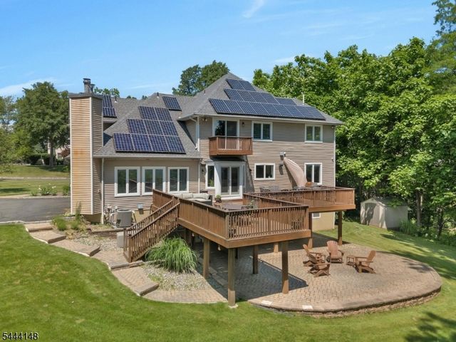 18 BAYVIEW TERRACE, Green Brook Twp., NJ 08812