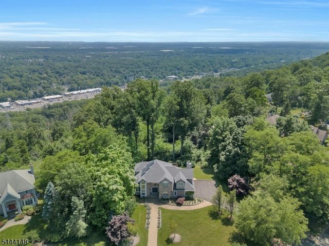 18 BAYVIEW TERRACE, Green Brook Twp., NJ 08812