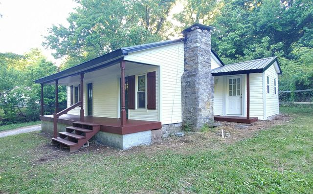210 Rawls Creek Rd, Gordonsville, TN 38563