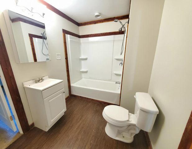 210 Rawls Creek Rd, Gordonsville, TN 38563