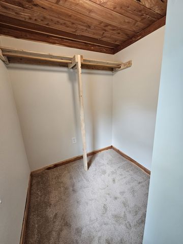 210 Rawls Creek Rd, Gordonsville, TN 38563