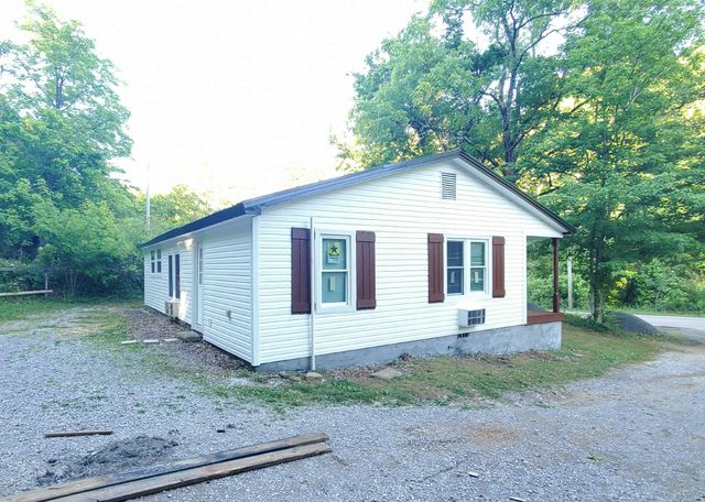 210 Rawls Creek Rd, Gordonsville, TN 38563