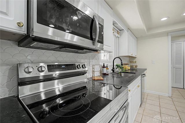 460 Deauville Drive, Washington Twp, OH 45429