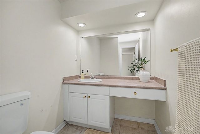 460 Deauville Drive, Washington Twp, OH 45429