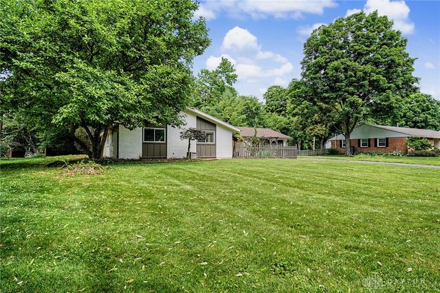 460 Deauville Drive, Washington Twp, OH 45429