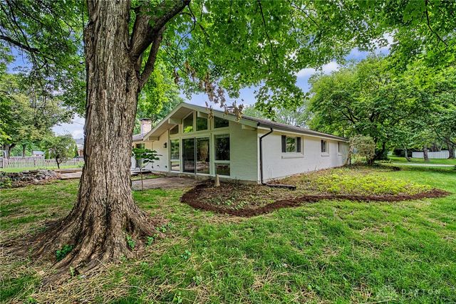 460 Deauville Drive, Washington Twp, OH 45429