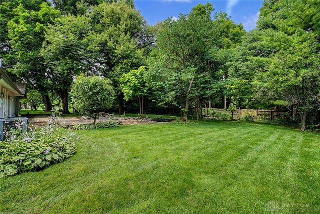 460 Deauville Drive, Washington Twp, OH 45429