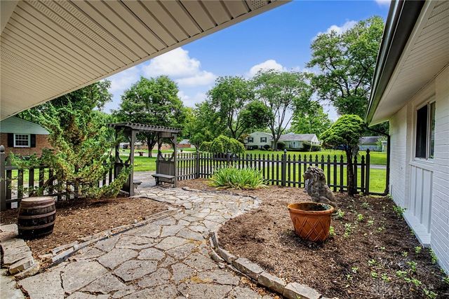 460 Deauville Drive, Washington Twp, OH 45429