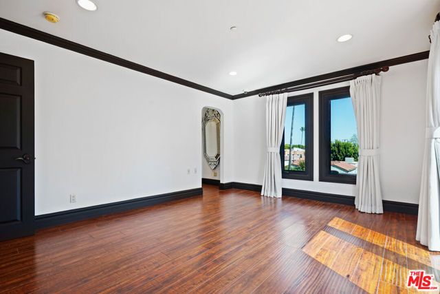 309 N Doheny Drive, Beverly Hills, CA 90211