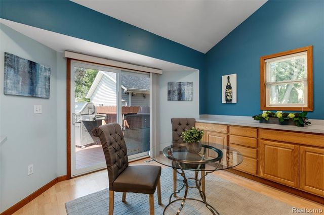 22327 Martin Road, Saint Clair Shores, MI 48081