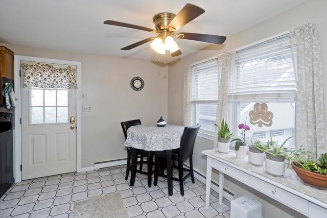 125 Pondview Dr, Ludlow, MA 01056