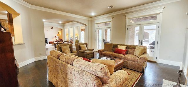 870 Cherry Springs Drive, Tahlequah, OK 74464