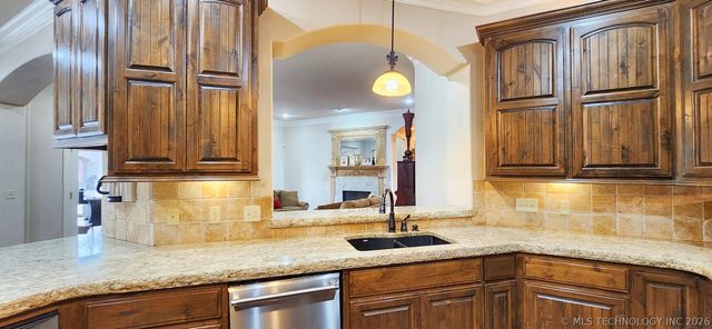 870 Cherry Springs Drive, Tahlequah, OK 74464