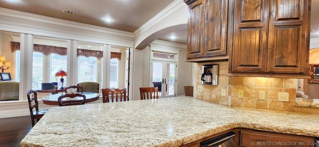 870 Cherry Springs Drive, Tahlequah, OK 74464