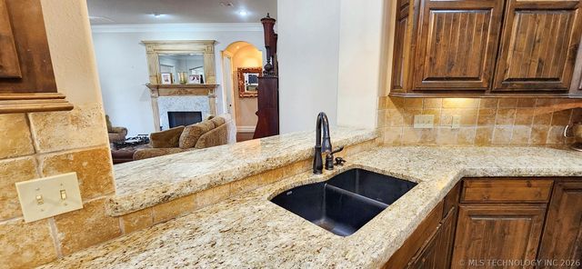 870 Cherry Springs Drive, Tahlequah, OK 74464