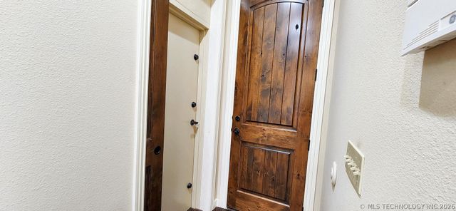 870 Cherry Springs Drive, Tahlequah, OK 74464