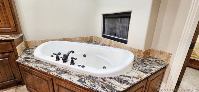 870 Cherry Springs Drive, Tahlequah, OK 74464