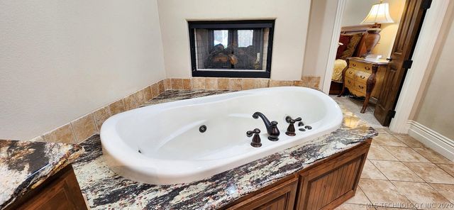 870 Cherry Springs Drive, Tahlequah, OK 74464