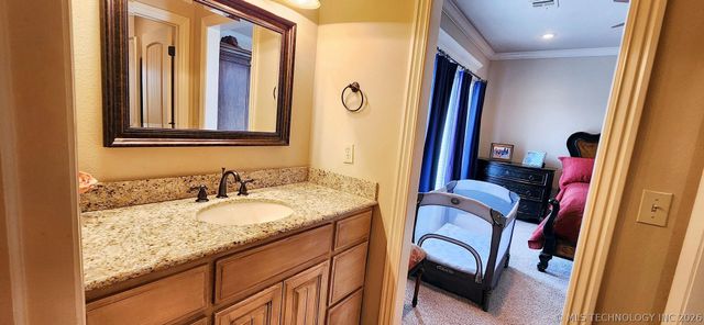 870 Cherry Springs Drive, Tahlequah, OK 74464