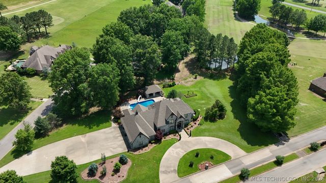 870 Cherry Springs Drive, Tahlequah, OK 74464