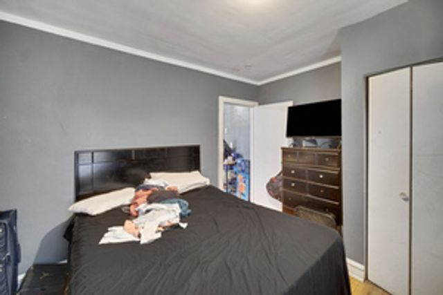 8142-8146 S Maryland Avenue, Chicago, IL 60619