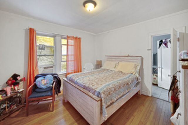 8142-8146 S Maryland Avenue, Chicago, IL 60619