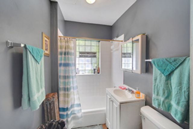 8142-8146 S Maryland Avenue, Chicago, IL 60619