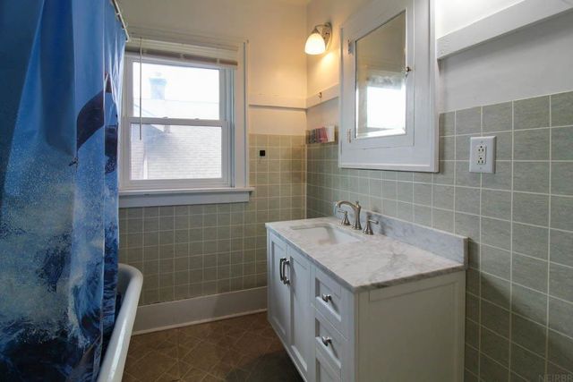 811 G Avenue, Grundy Center, IA 50638