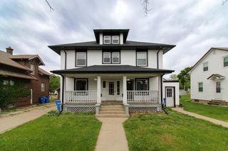 811 G Avenue, Grundy Center, IA 50638