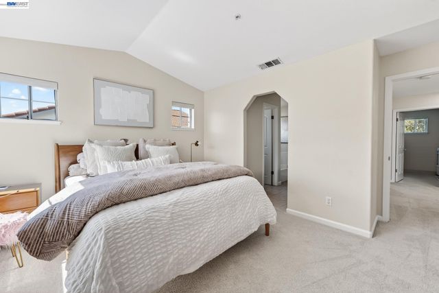 1360 Toulon Ct, Livermore, CA 94551