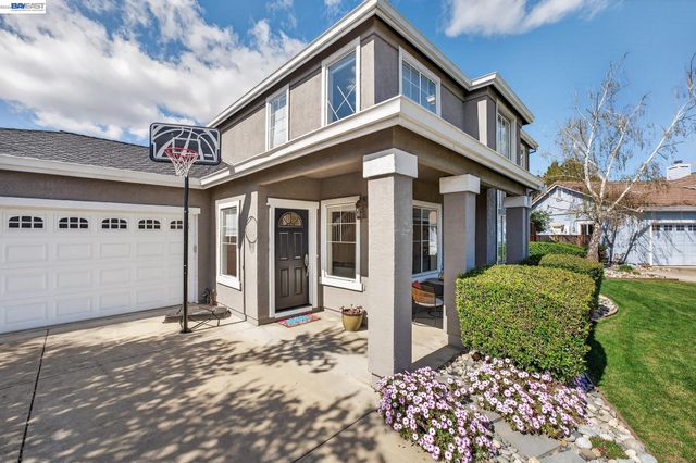 1360 Toulon Ct, Livermore, CA 94551