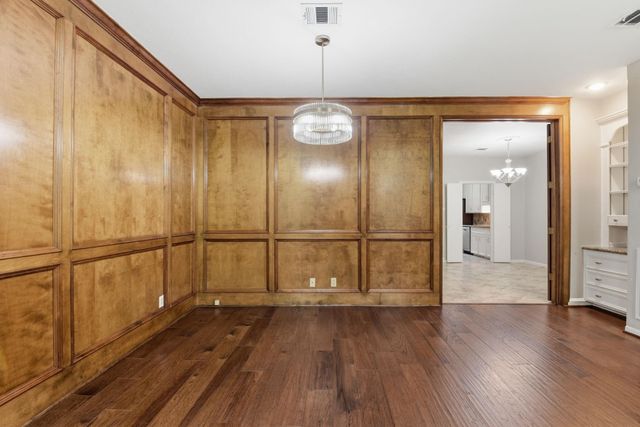 727 Bunker Hill Road 34, Houston, TX 77024