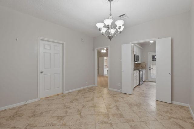 727 Bunker Hill Road 34, Houston, TX 77024