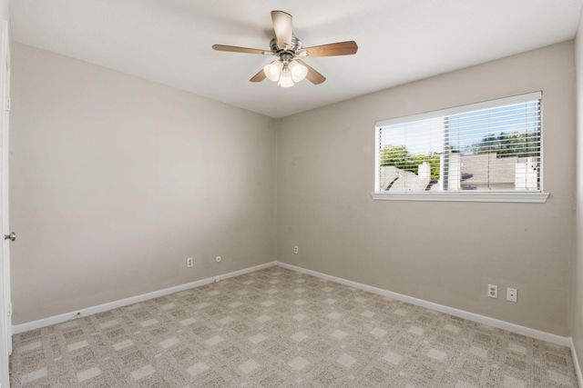 727 Bunker Hill Road 34, Houston, TX 77024