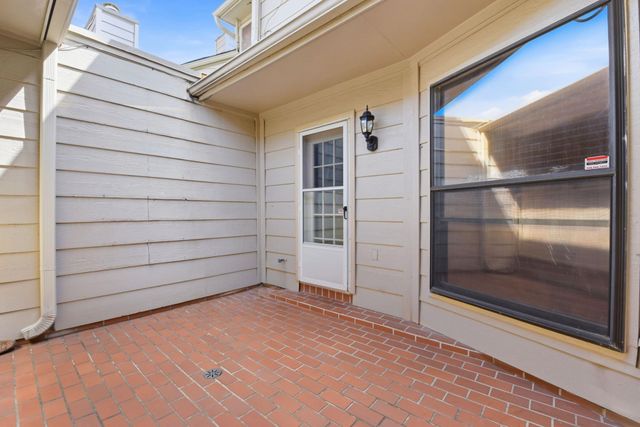 727 Bunker Hill Road 34, Houston, TX 77024