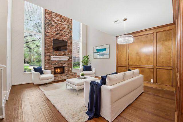 727 Bunker Hill Road 34, Houston, TX 77024