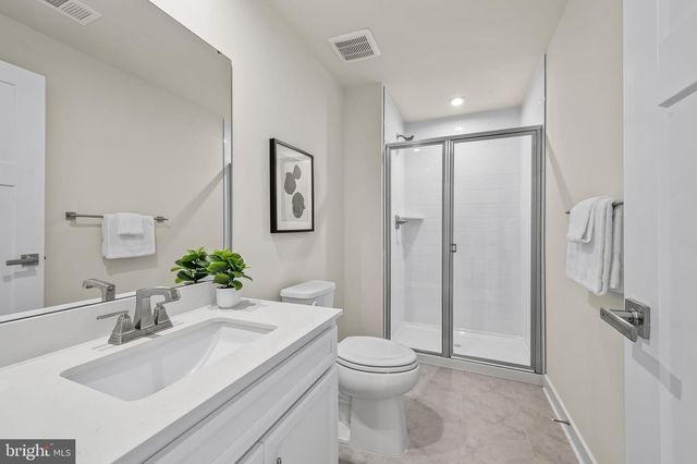 10837 BECKENHAM ST, Middle River, MD 21220